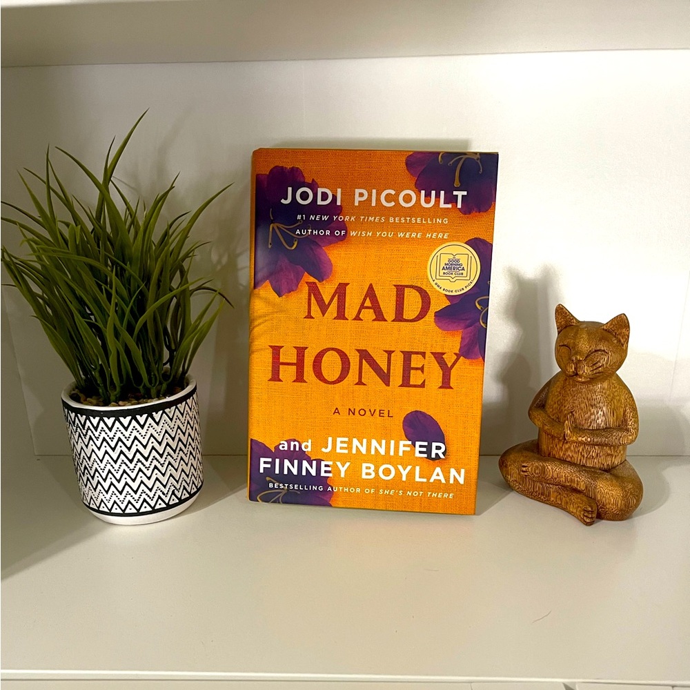 Mad Honey HARDCOVER book by Jodi Picoult and Jennifer Finney Boylan